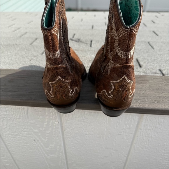 Corral Ladies Cognac Embroidery Studs Ankle Boots C3865 - Picture 4 of 8